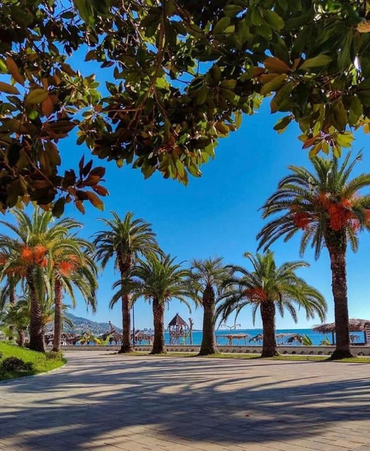 Calipso Sea Hotel Gagra Exterior photo